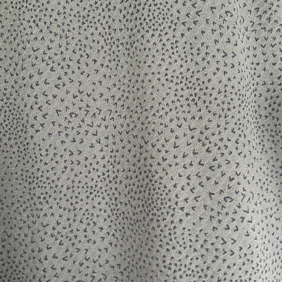 Women’s Patagonia Quarter Zip. Purple, adorable heart-like pattern.Lightweight.M - Picture 8 of 8